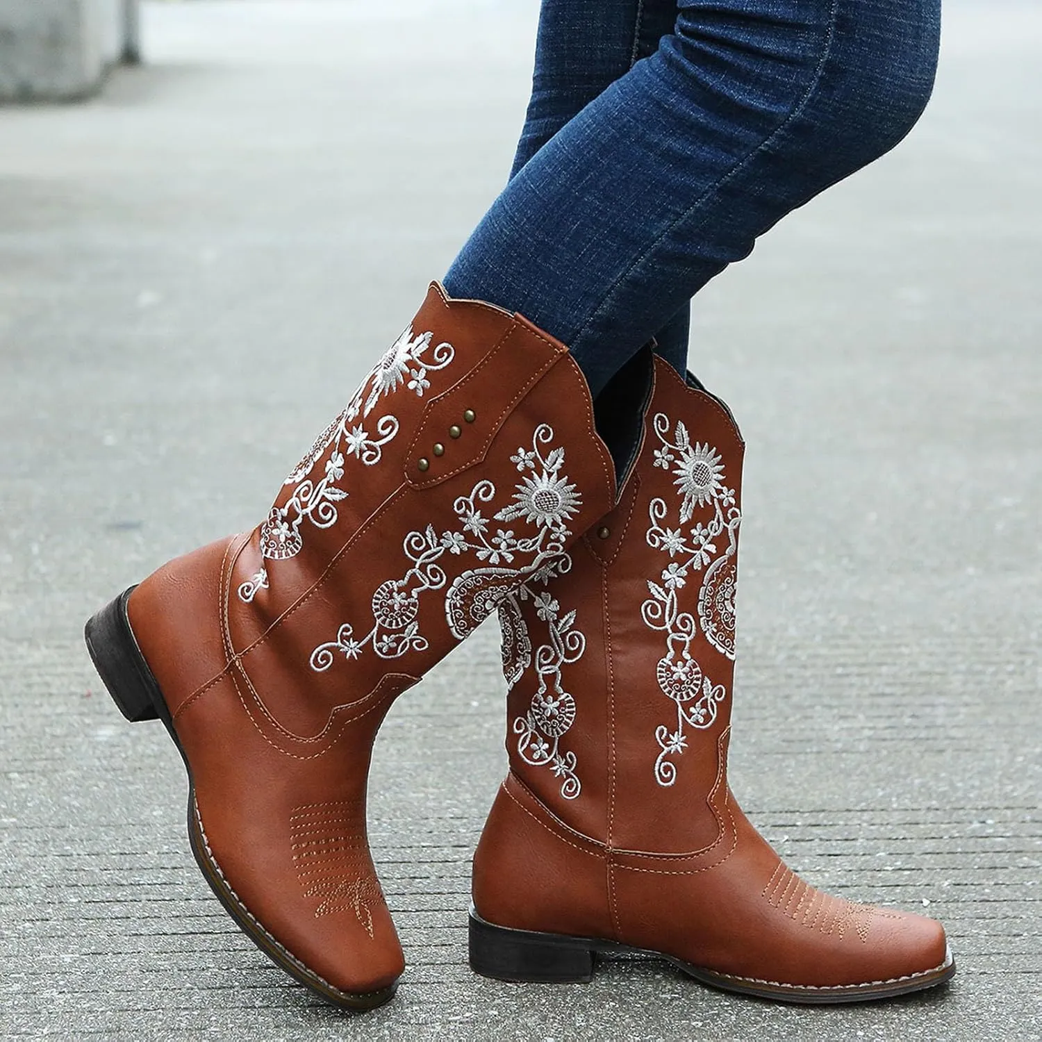 Cowboy Boots for Women Western Embroidery Stitched Square Toe Wide Calf Cowboy Boots Women Fashion Ankle Boots for Women