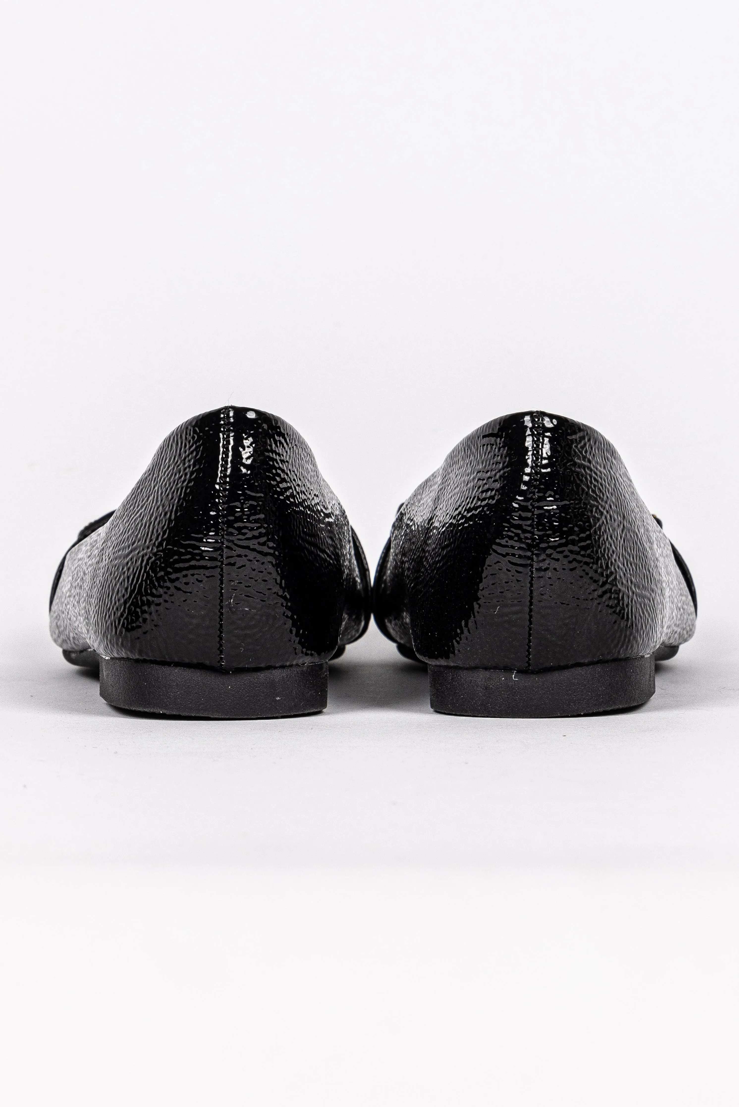 DETAILED FLAT SHOES