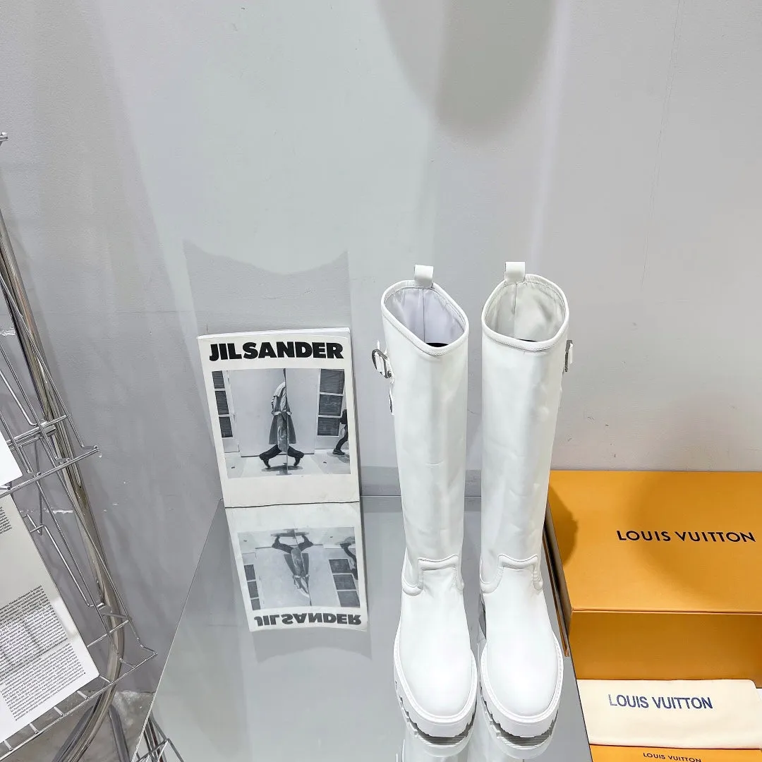 High Quality  LUV BOOTS 017