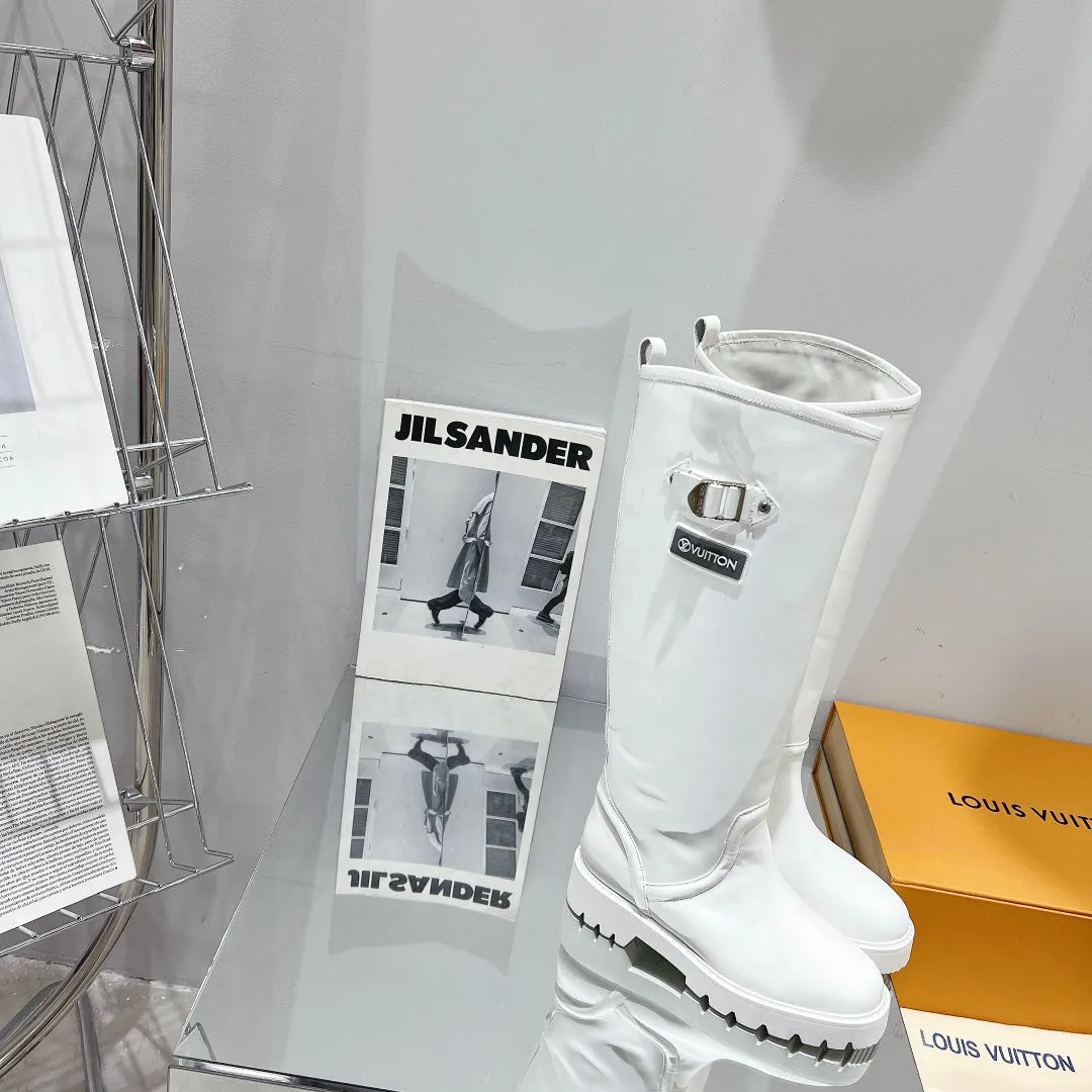 High Quality  LUV BOOTS 017