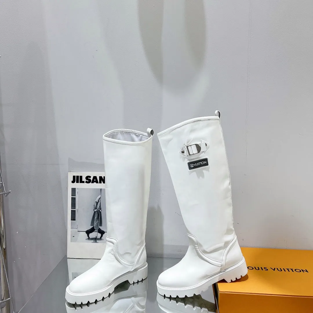High Quality  LUV BOOTS 017