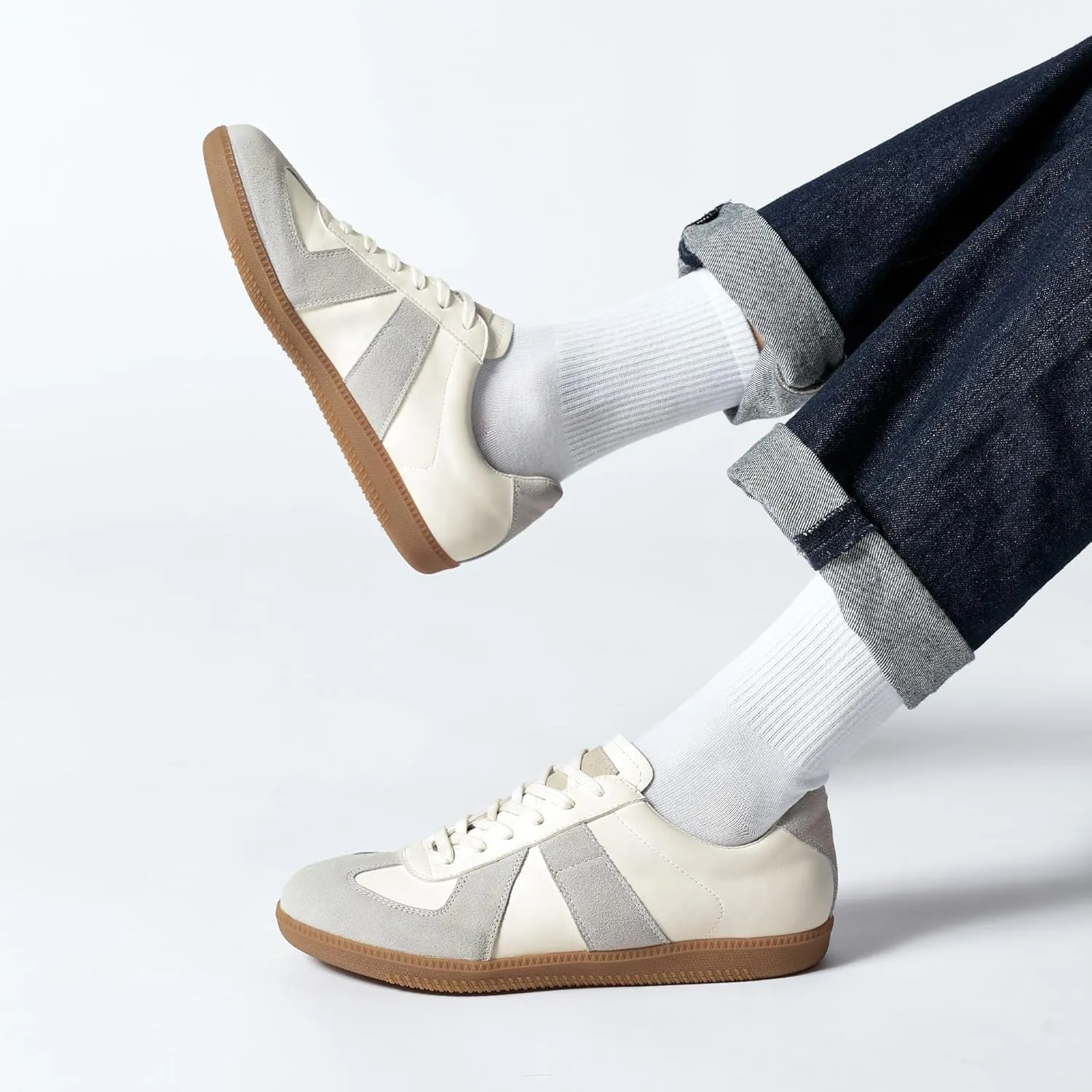 Men's Classic Casual Shoes Lightweight and Non Slip Women's Business Sports Shoes Breathable and Comfortable Outdoor Walking Shoes Fashion Sports Shoes Casual Sports Men's Shoes Women's Shoes