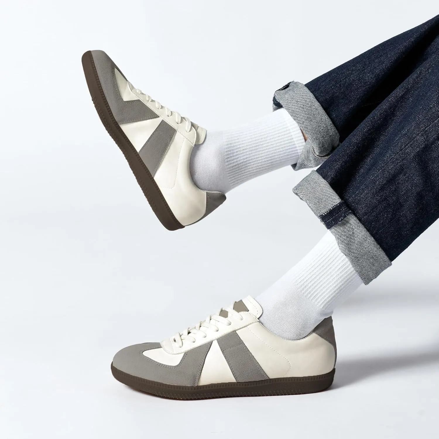 Men's Classic Casual Shoes Lightweight and Non Slip Women's Business Sports Shoes Breathable and Comfortable Outdoor Walking Shoes Fashion Sports Shoes Casual Sports Men's Shoes Women's Shoes