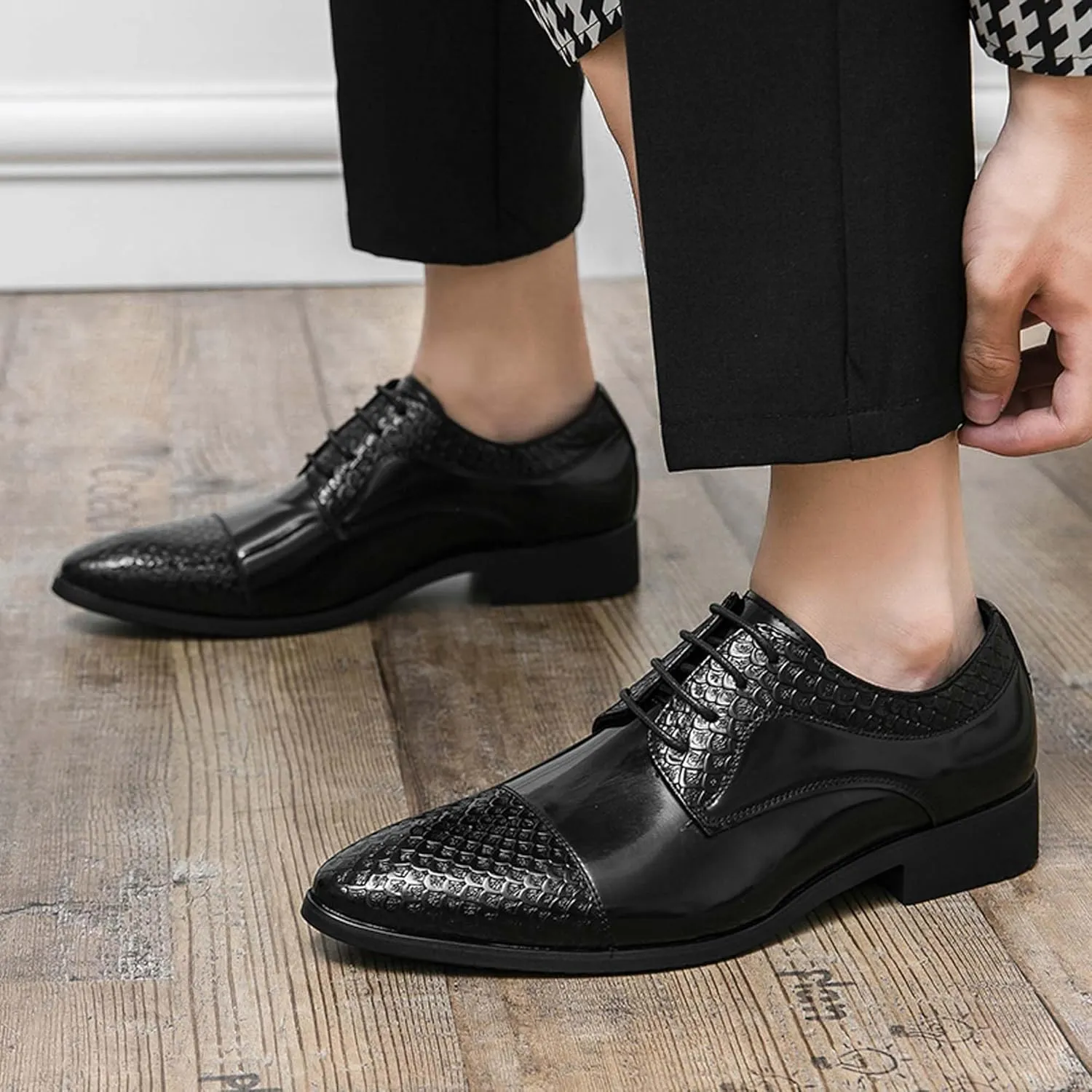 Men's Comfortable Flat Shoes Large Business Shoes Closed Toe Pointed Casual Comfortable Formal Dress Work Shoes