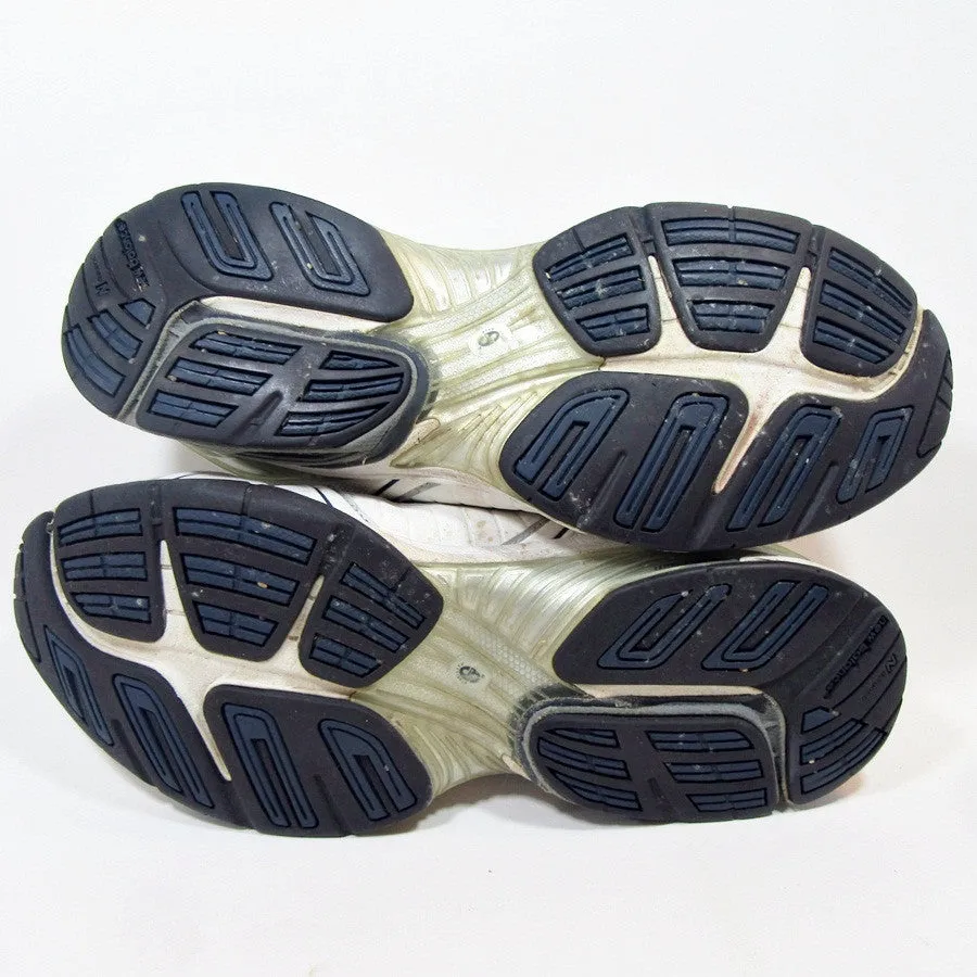 NEW BALANCE - 1011"